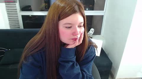 Snapshot of olivia_martine chatting on 16, 1, 2025 olivia_martine online show from 16, 1, 2025