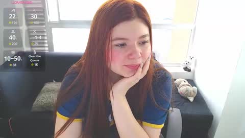 Snapshot of olivia_martine chatting on 13, 2, 2025 olivia_martine online show from 13, 2, 2025