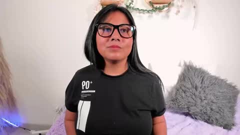 Olivia  happyness  online show from 17, 1, 2025
