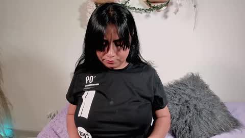 Olivia  happyness  online show from 25, 1, 2025