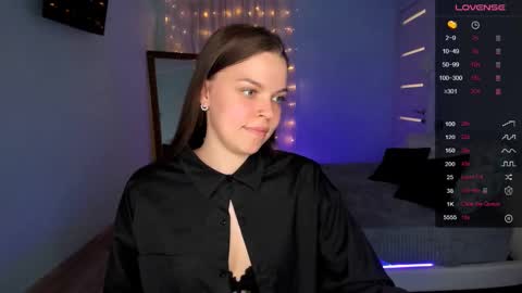 Olivia online show from 16, 2, 2025