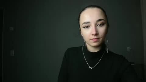 Olivia online show from 12, 3, 2025