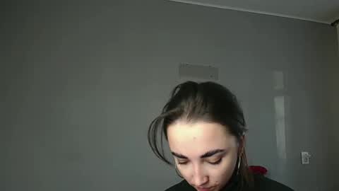 Snapshot of olivia_oliv chatting on 9, 3, 2026 Olivia online show from 9, 3, 2026