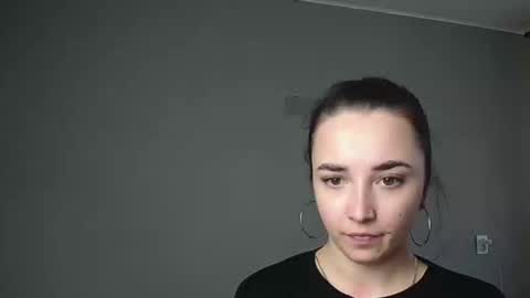 Snapshot of olivia_oliv chatting on 18, 3, 2026 Olivia online show from 18, 3, 2026