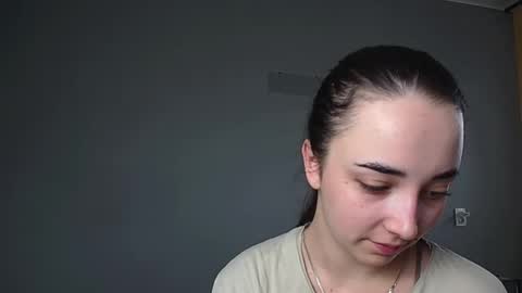 Snapshot of olivia_oliv chatting on 28, 3, 2026 Olivia online show from 28, 3, 2026