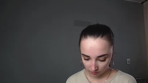 Snapshot of olivia_oliv chatting on 29, 3, 2026 Olivia online show from 29, 3, 2026