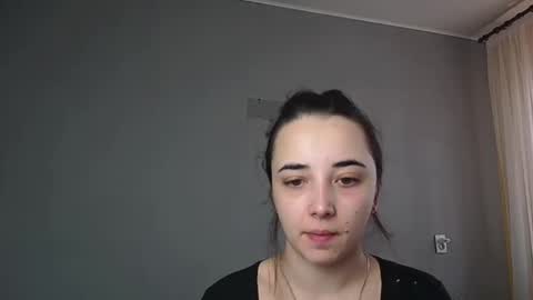 Snapshot of olivia_oliv chatting on 4, 4, 2026 Olivia online show from 4, 4, 2026