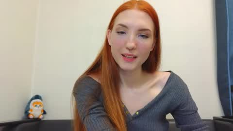  OLIVIA    online show from 25, 12, 2024