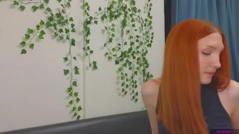  OLIVIA    online show from 4, 10, 2025