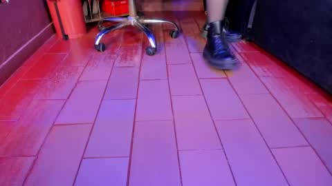 Snapshot of olivia_seex chatting on 4, 3, 2025   online show from 4, 3, 2025