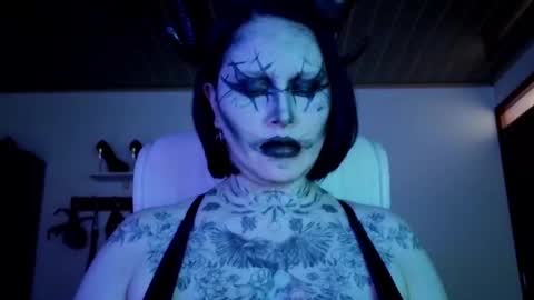 Snapshot of olivia_seex chatting on 6, 10, 2025   online show from 6, 10, 2025