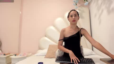 Olivia online show from 26, 2, 2025