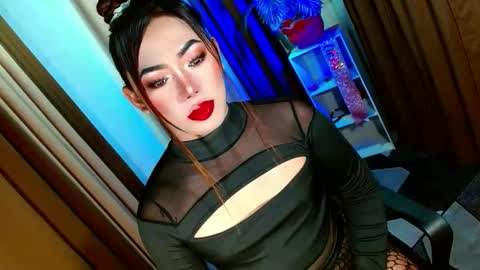 Miss OLIVIA online show from 9, 10, 2025