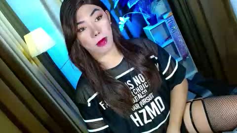 Miss OLIVIA online show from 6, 11, 2025