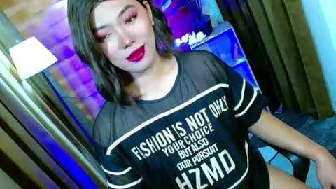 Miss OLIVIA online show from 2, 5, 2026