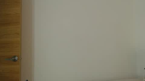 Snapshot of olivia_valentti chatting on 15, 6, 2026 Olivia online show from 15, 6, 2026