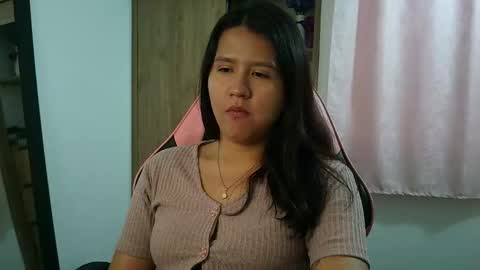 Snapshot of olivia_watson_ chatting on 8, 3, 2026 Olivia online show from 8, 3, 2026