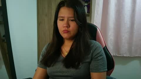 Snapshot of olivia_watson_ chatting on 9, 4, 2026 Olivia online show from 9, 4, 2026