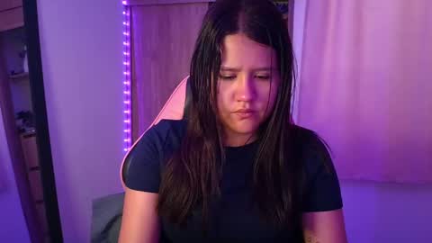 Snapshot of olivia_watson_ chatting on 13, 4, 2026 Olivia online show from 13, 4, 2026