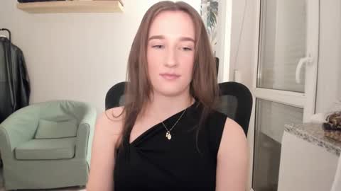 Oliwiaa2004 online show from 15, 11, 2025