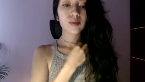 Snapshot of oliviaaa__ chatting on 6, 5, 2026 oliviaaa__ online show from 6, 5, 2026