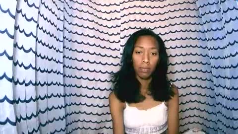 oliviah27 online show from 29, 10, 2025