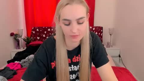 oliviaBeauty online show from 2, 12, 2024