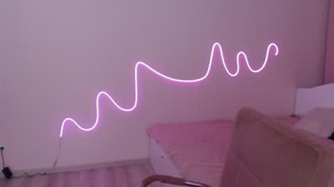 Olivia online show from 2, 12, 2024