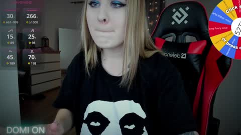 Snapshot of oliviamunk chatting on 22, 12, 2024 . online show from 22, 12, 2024