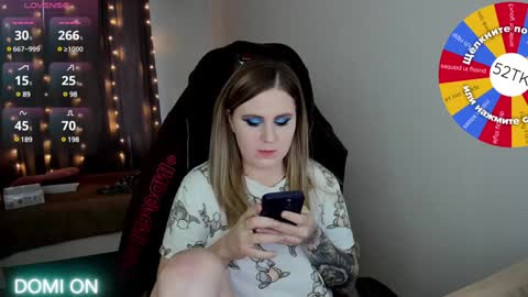 Snapshot of oliviamunk chatting on 25, 1, 2025 . online show from 25, 1, 2025