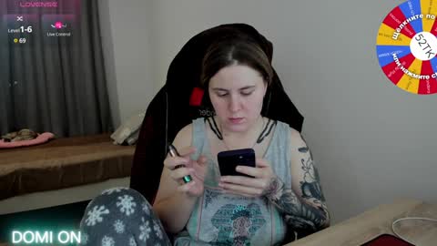 Snapshot of oliviamunk chatting on 27, 1, 2025 . online show from 27, 1, 2025