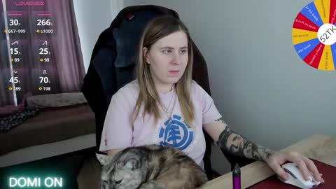 Snapshot of oliviamunk chatting on 3, 2, 2025 . online show from 3, 2, 2025