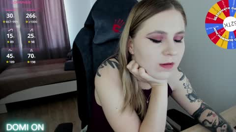 Snapshot of oliviamunk chatting on 8, 2, 2025 . online show from 8, 2, 2025