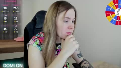 Snapshot of oliviamunk chatting on 21, 2, 2025 . online show from 21, 2, 2025