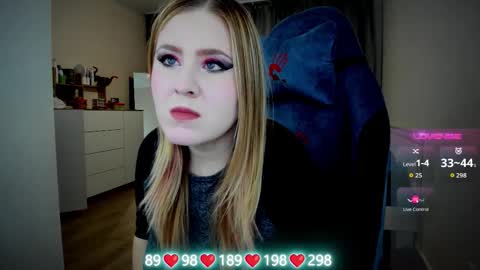 . online show from 10, 10, 2025