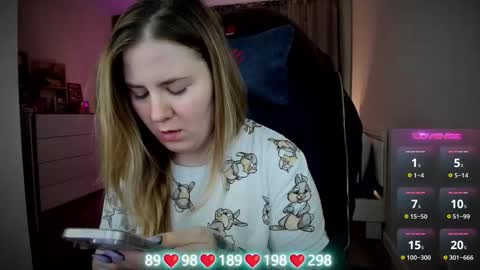 . online show from 17, 12, 2025