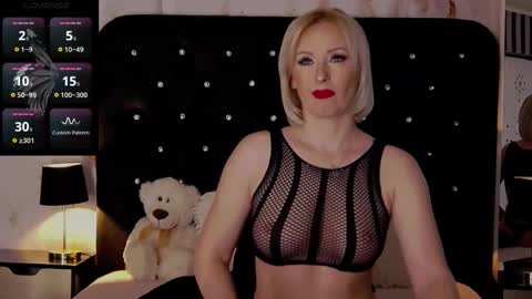 Olivia online show from 11, 2, 2025