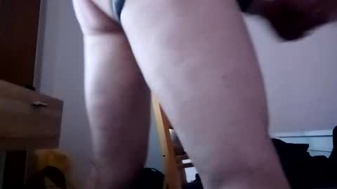 oliviassl22 online show from 2, 11, 2025