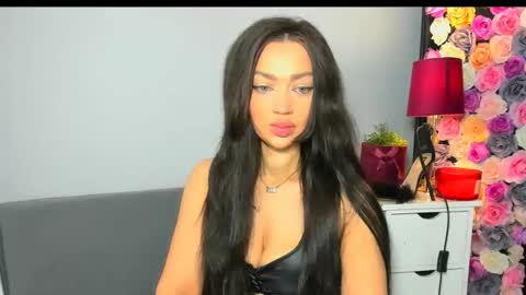 OliviaWomen online show from 17, 3, 2026