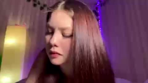Snapshot of olliewagatsuma chatting on 1, 5, 2026 Emma online show from 1, 5, 2026
