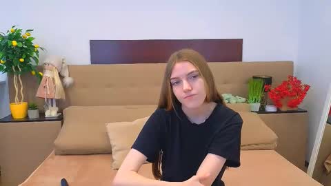 Snapshot of ollistiw chatting on 6, 3, 2026 Olli and Stiw online show from 6, 3, 2026