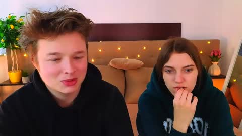 Snapshot of ollistiw chatting on 31, 3, 2026 Olli and Stiw online show from 31, 3, 2026