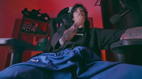     online show from 8, 4, 2026