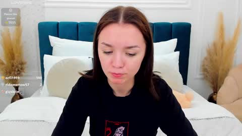 Snapshot of ollyvirg chatting on 22, 2, 2025 Amely online show from 22, 2, 2025