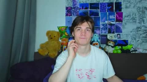 Snapshot of ololkd chatting on 9, 10, 2025 Tony online show from 9, 10, 2025