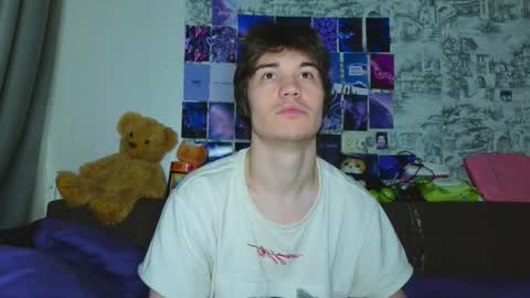 Snapshot of ololkd chatting on 13, 11, 2025 Tony online show from 13, 11, 2025