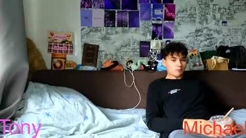 Snapshot of ololkd chatting on 17, 6, 2026 Tony online show from 17, 6, 2026