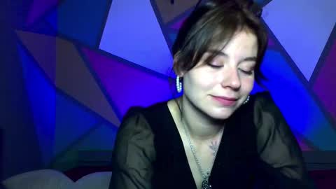 Snapshot of oltaroom chatting on 18, 9, 2025 Olta online show from 18, 9, 2025