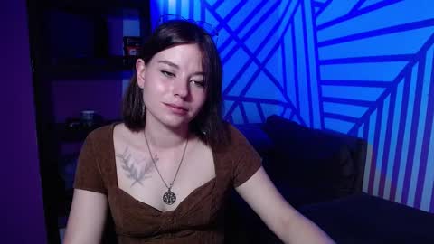 Snapshot of oltaroom chatting on 1, 10, 2025 Olta online show from 1, 10, 2025