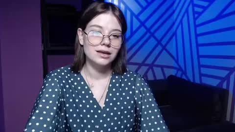 Snapshot of oltaroom chatting on 2, 10, 2025 Olta online show from 2, 10, 2025